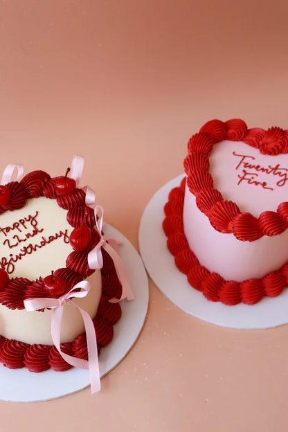 Vintage Heart: Contrast Piping